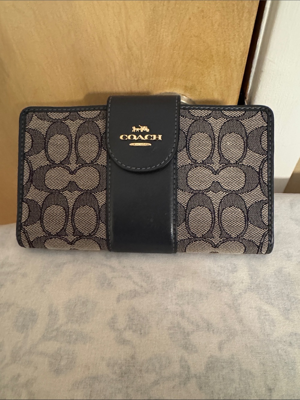 Coach Signature Canvas Wallet & Phone Case in Blue/Gray